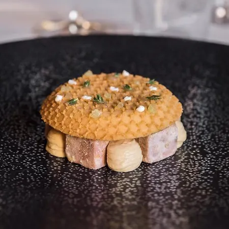 فندق Le Prieure 5*