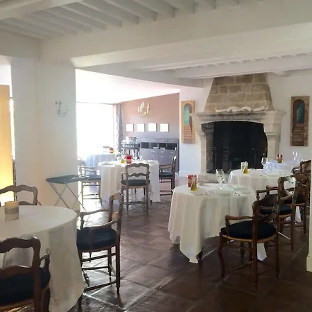 Le Prieure 5* فينوف ليز أفيجْنْ