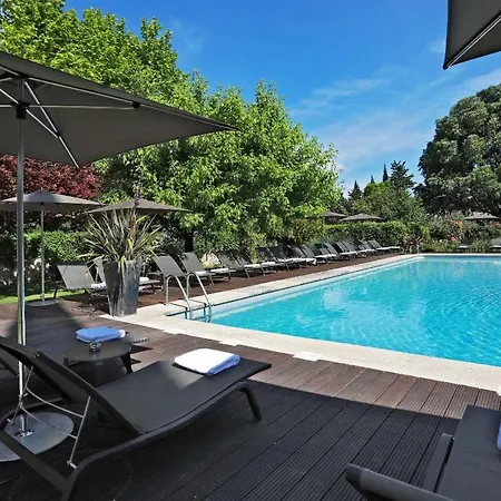 فندق Le Prieure 5*