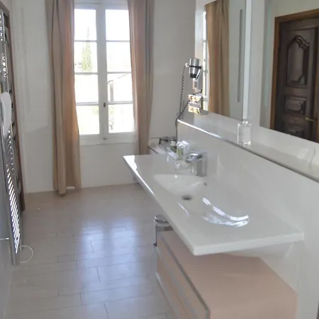 Hotel Le Prieure 5*
